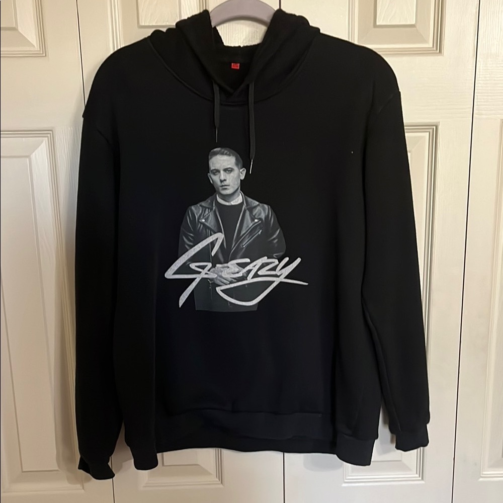 G SAZY Black Hoodie with Graphic Design and Pullover Style